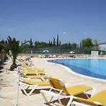 アパート Pool View 2 Bedroom 1st Floor Apartment, Oasis Parque Near Alvor At14 *