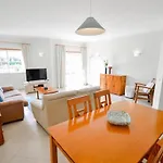 Pool View 2 Bedroom 1st Floor Apartment, Oasis Parque Near Alvor At14 * ポルティマン