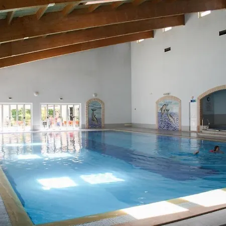 Apartment Pool View 2 Bedroom 1st Floor Apartment, Oasis Parque Near Alvor At14 Portimao