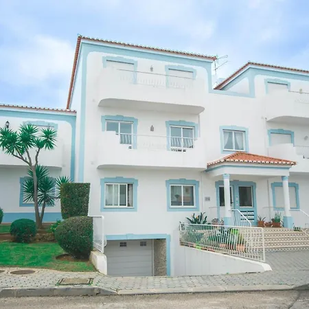 Pool View 2 Bedroom 1st Floor Apartment, Oasis Parque Near Alvor At14 Apartment