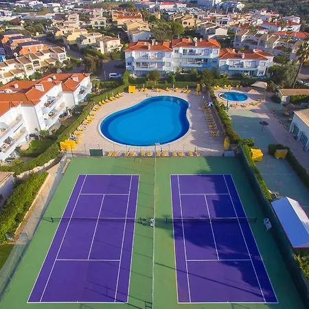 Pool View 2 Bedroom 1st Floor Apartment, Oasis Parque Near Alvor At14 Apartment