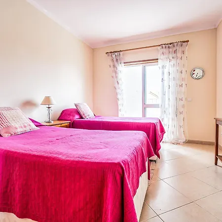 Pool View 2 Bedroom 1st Floor Apartment, Oasis Parque Near Alvor At14 * Portimao