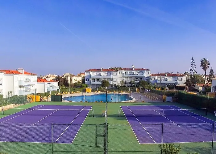 Pool View 2 Bedroom 1st Floor Apartment, Oasis Parque Near Alvor At14 Apartmán Portimão